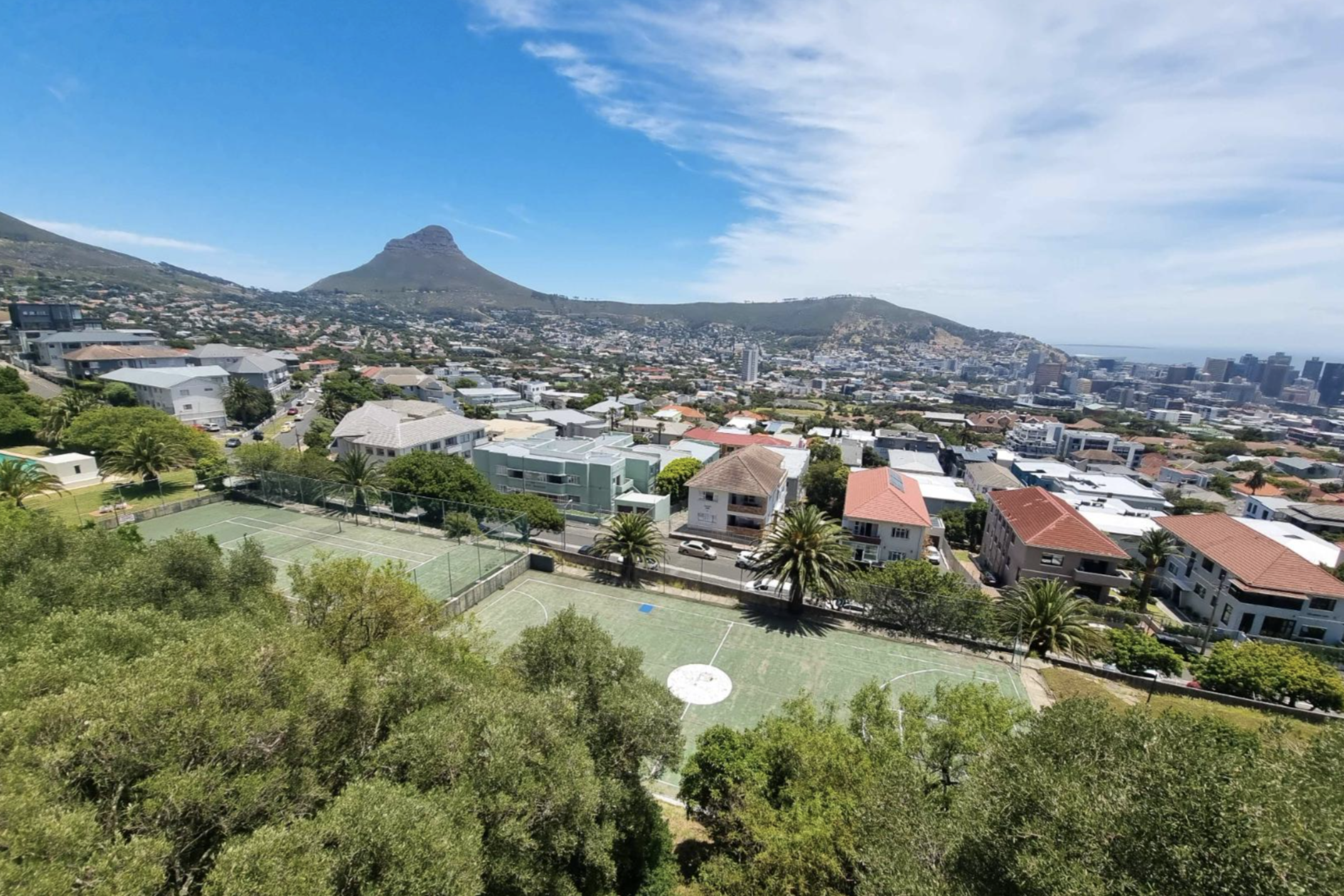 2 Bedroom Property for Sale in Vredehoek Western Cape